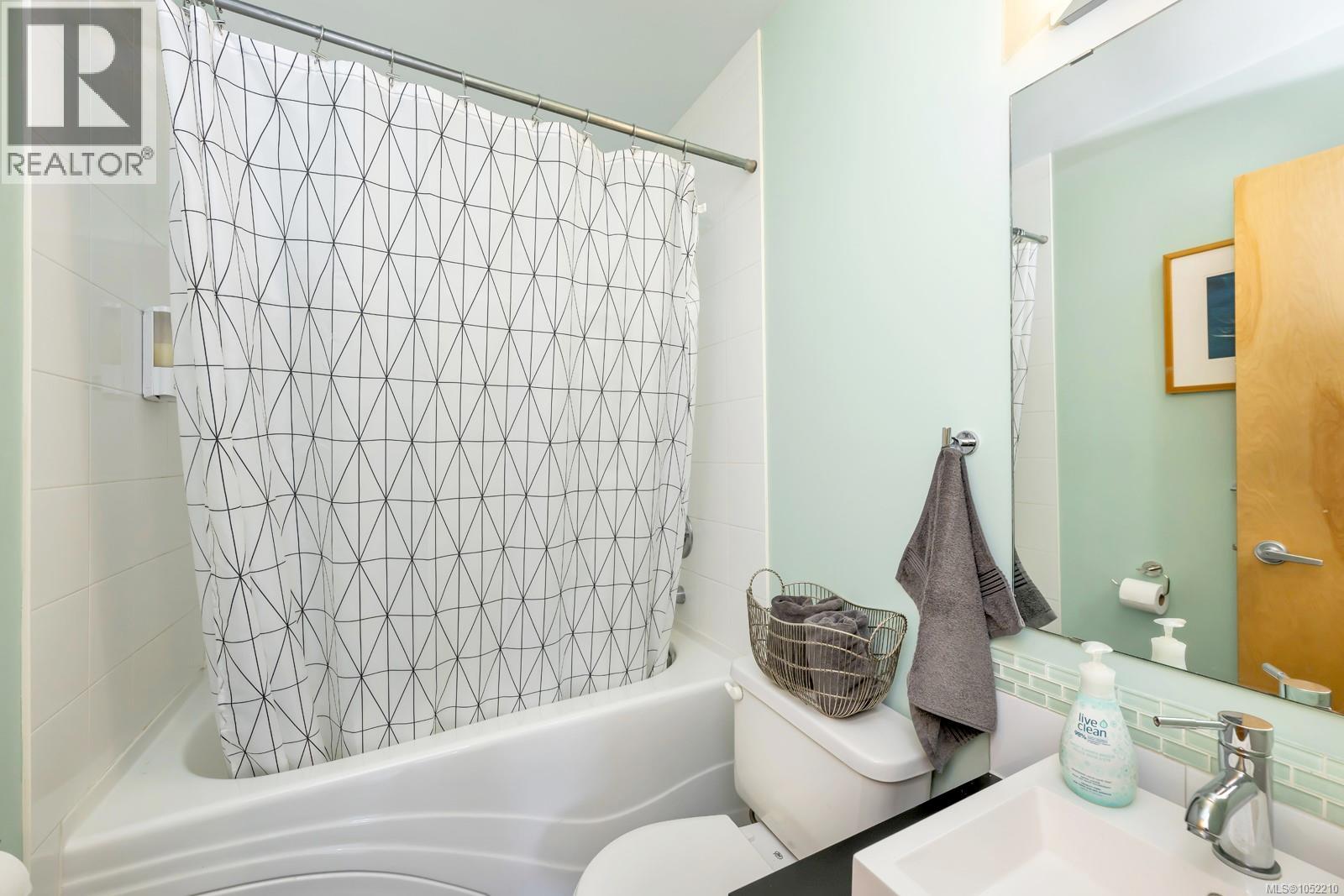 201 848 Mason St Property Photo 13