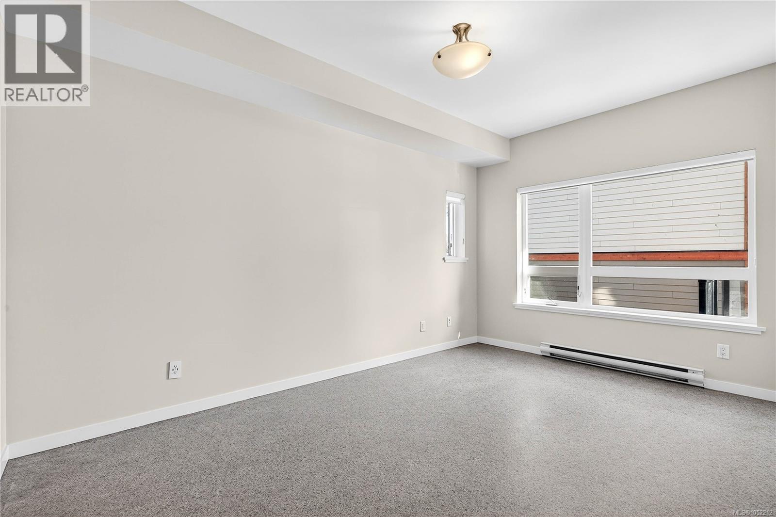 202 6591 Lincroft Rd Property Photo 20