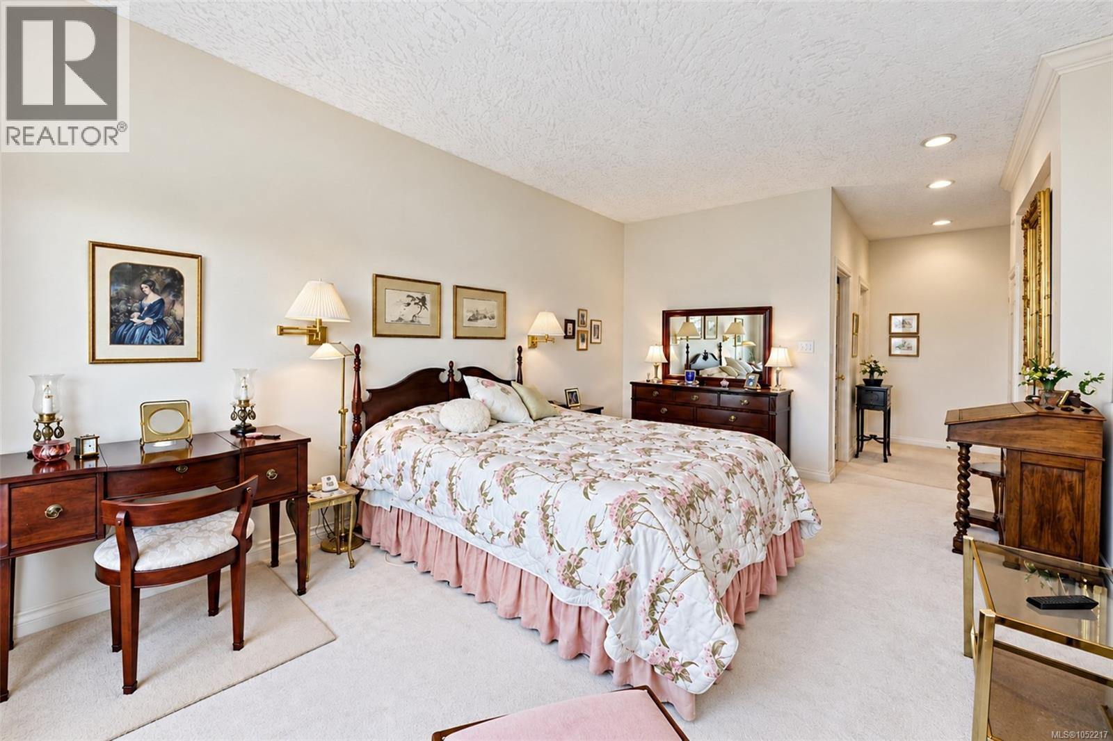 10 942 Boulderwood Rise Property Photo 26