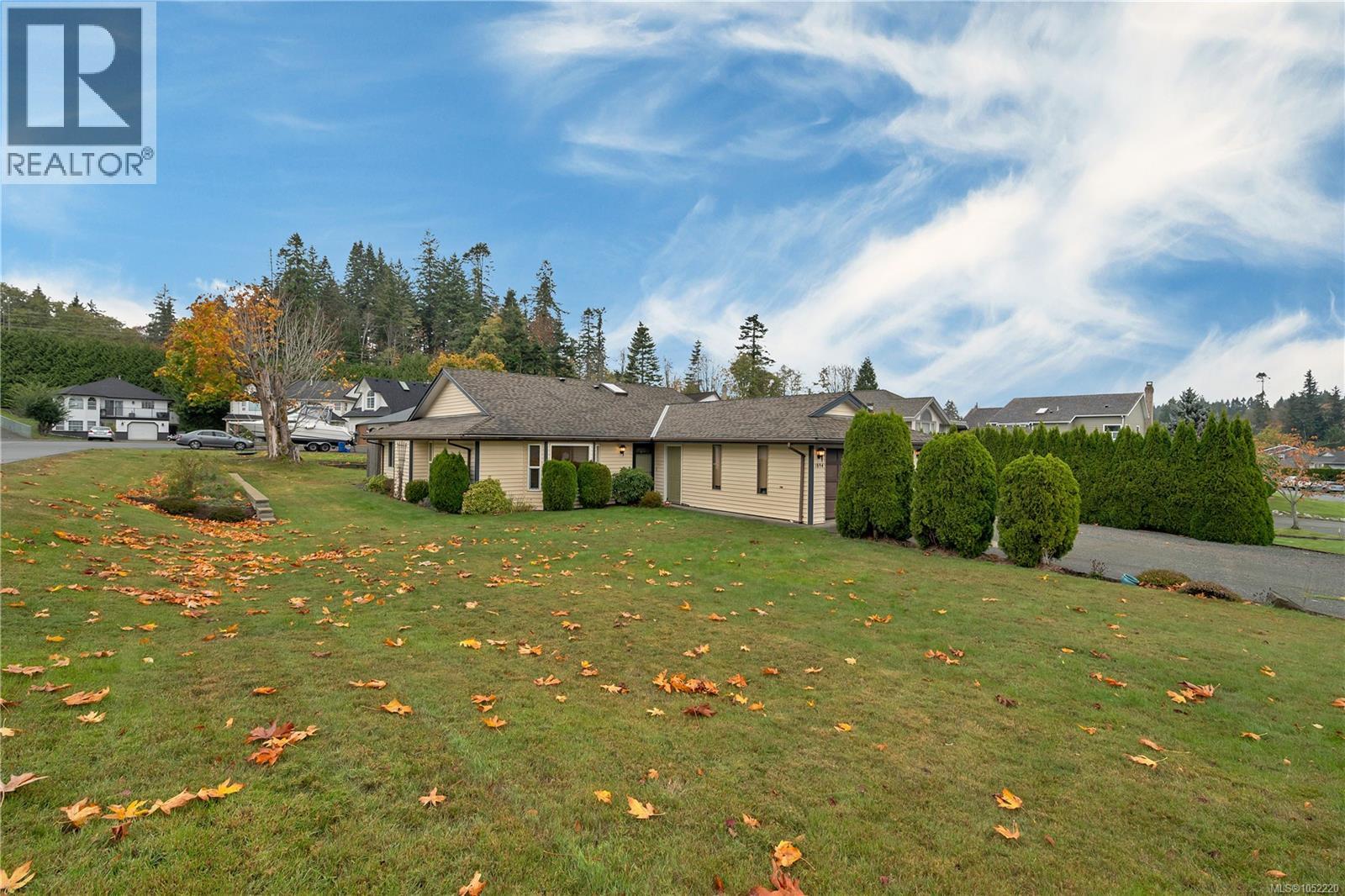 1894 Whistler Way Property Photo 4