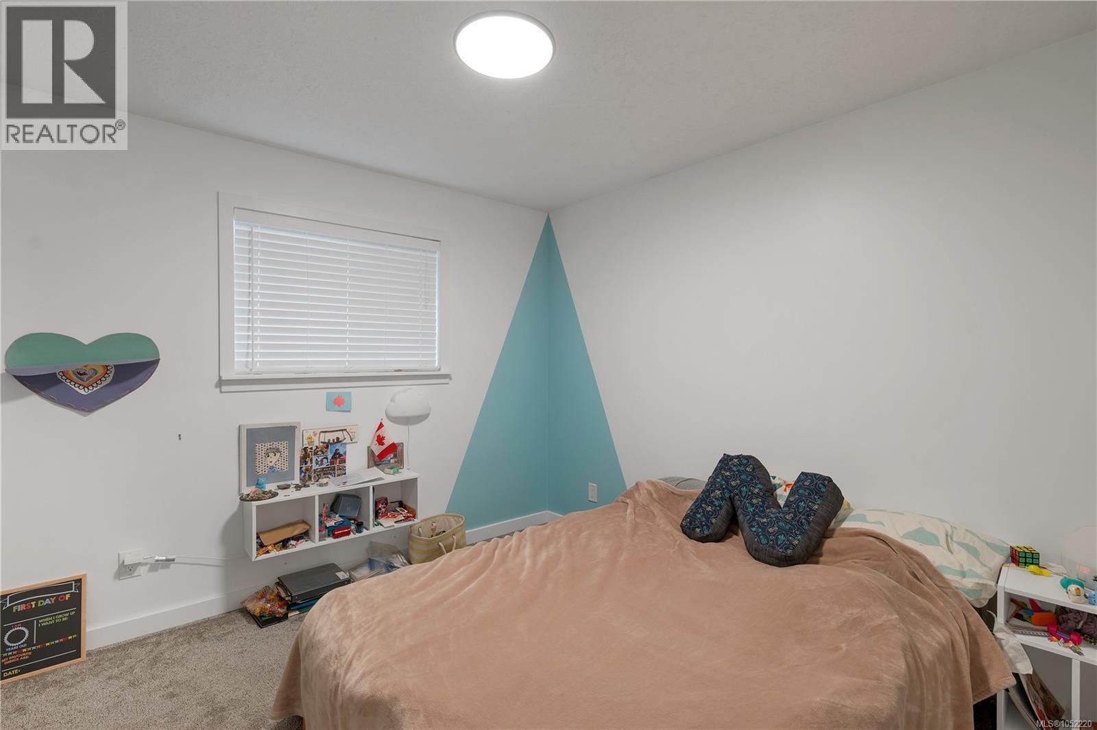 1894 Whistler Way Property Photo 24