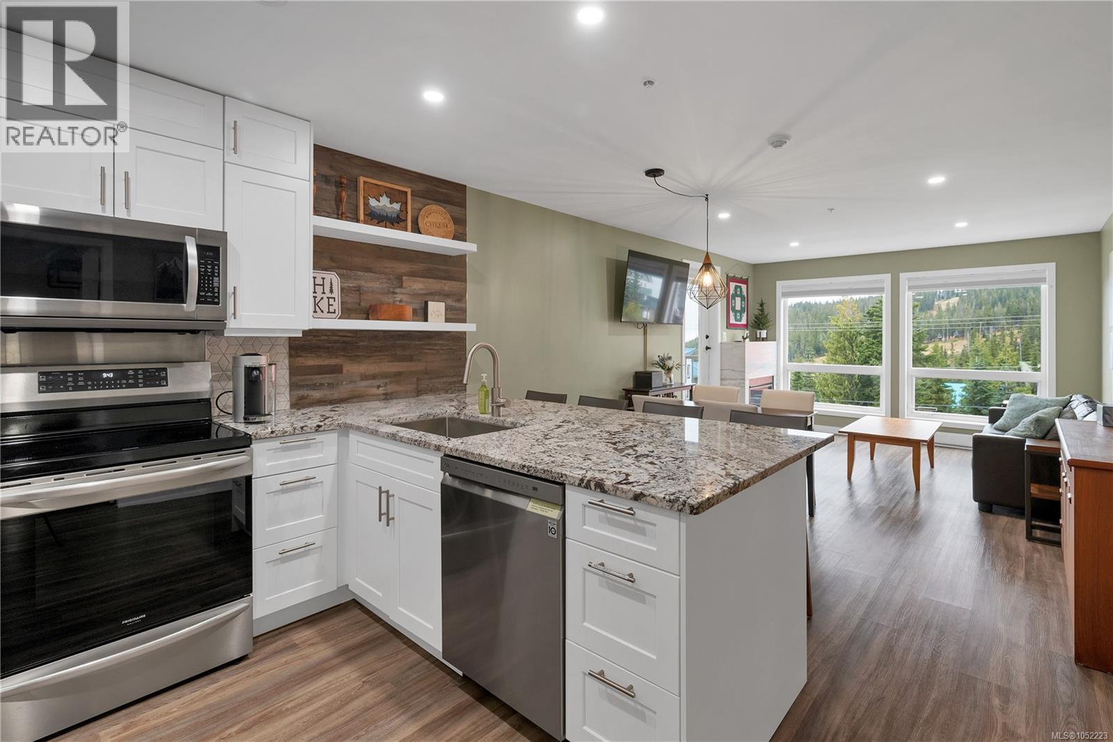 506 1201 Henry Rd Property Photo 2