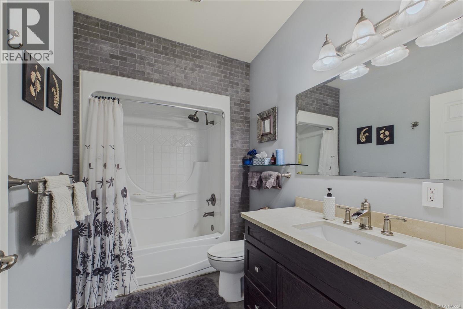 1361 Bodington Rd Property Photo 42