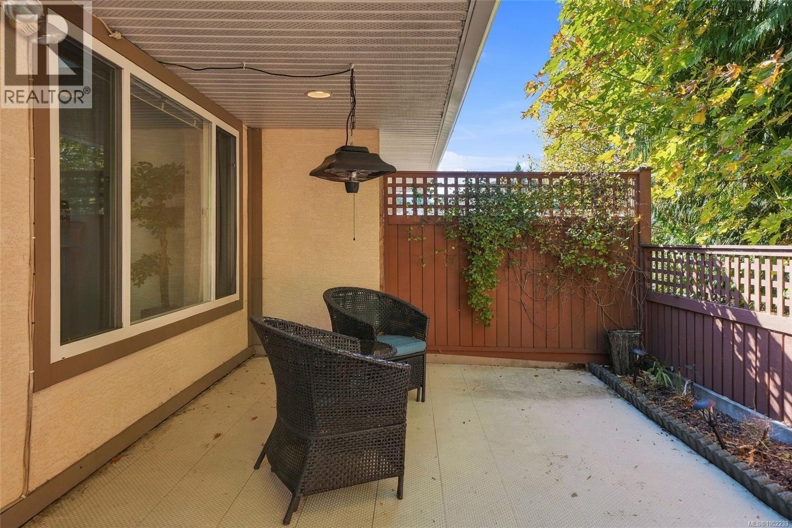 9 850 Arbutus St Property Photo 24
