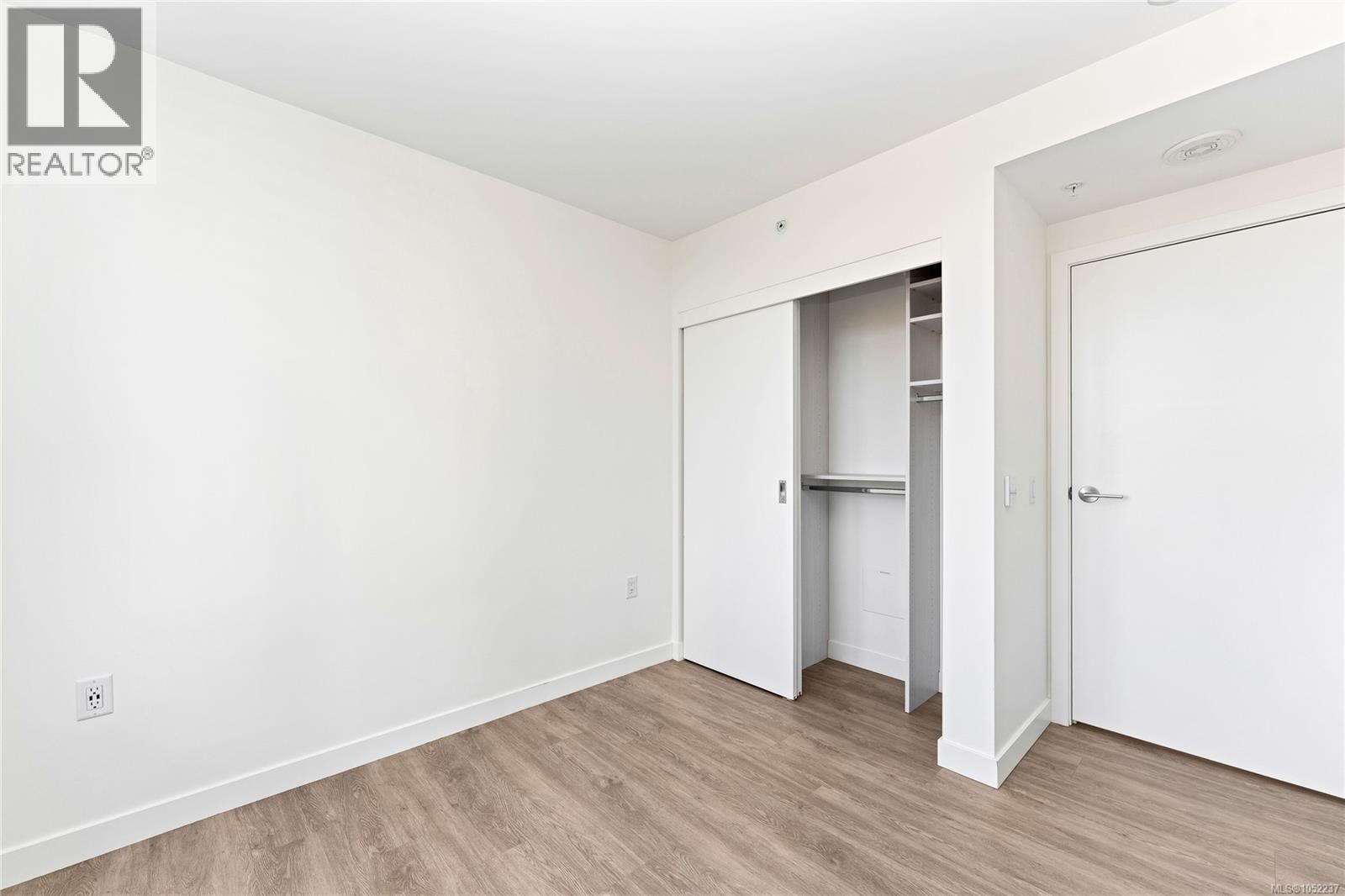 608 845 Johnson St Property Photo 19