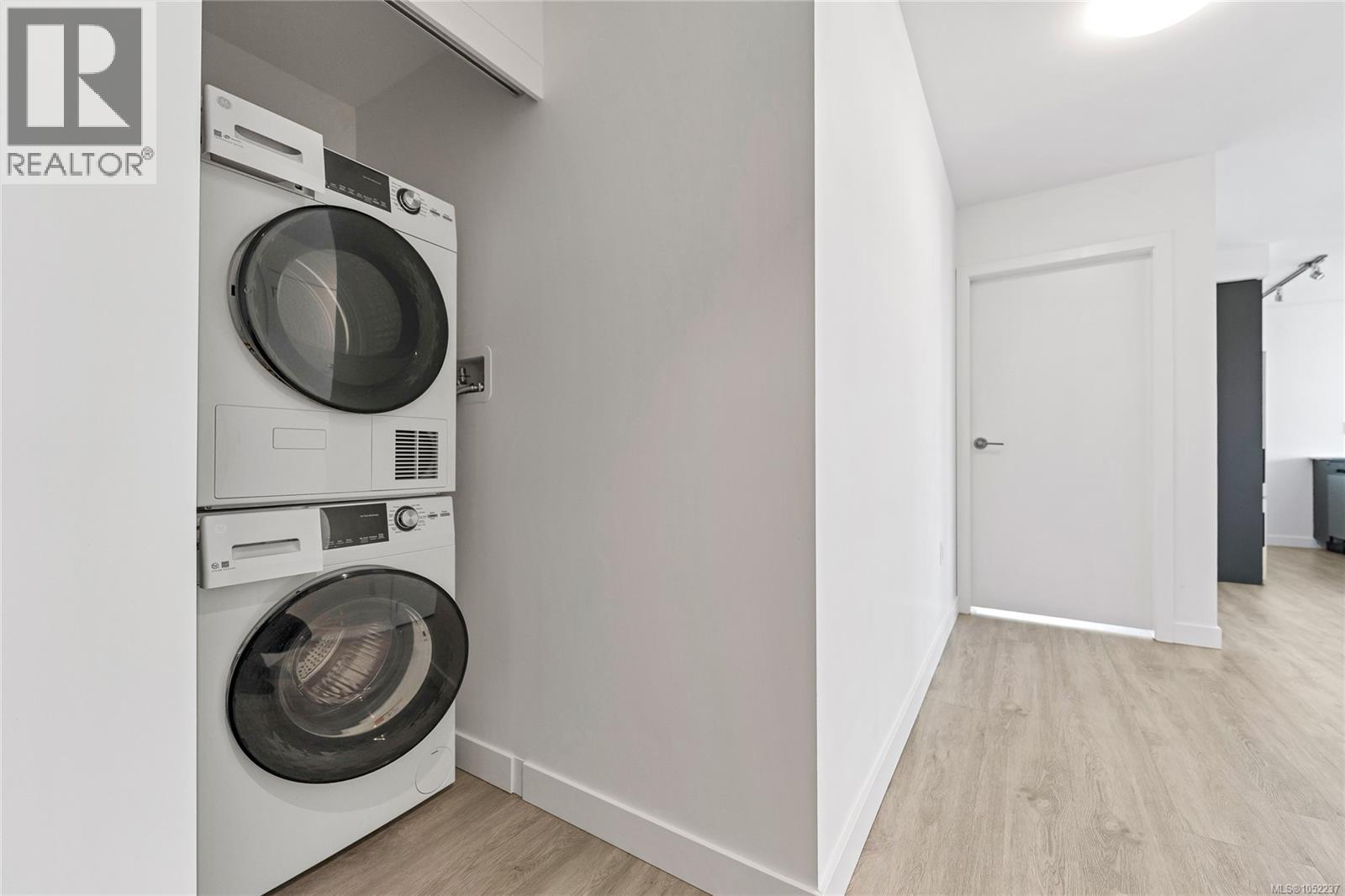 608 845 Johnson St Property Photo 21