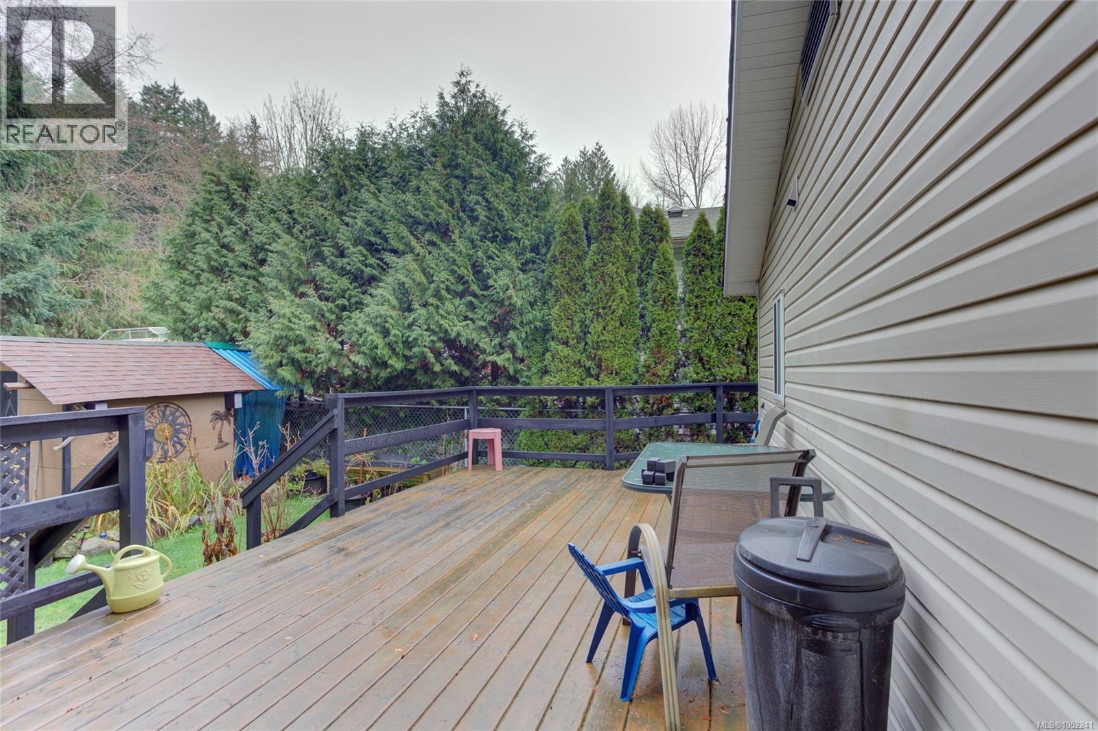 300 Lake Park Rd Property Photo 50