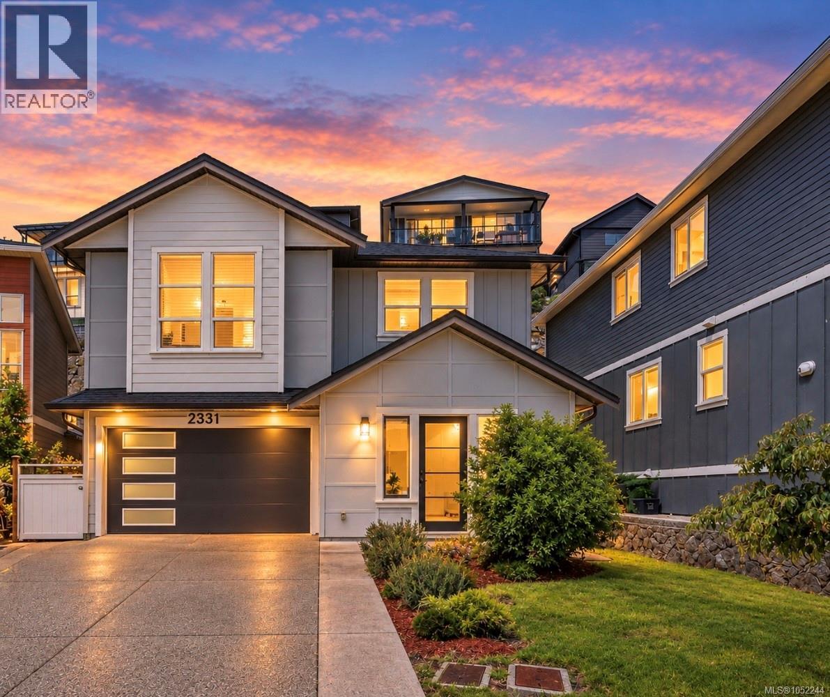 2331 Azurite Cres Property Photo 1