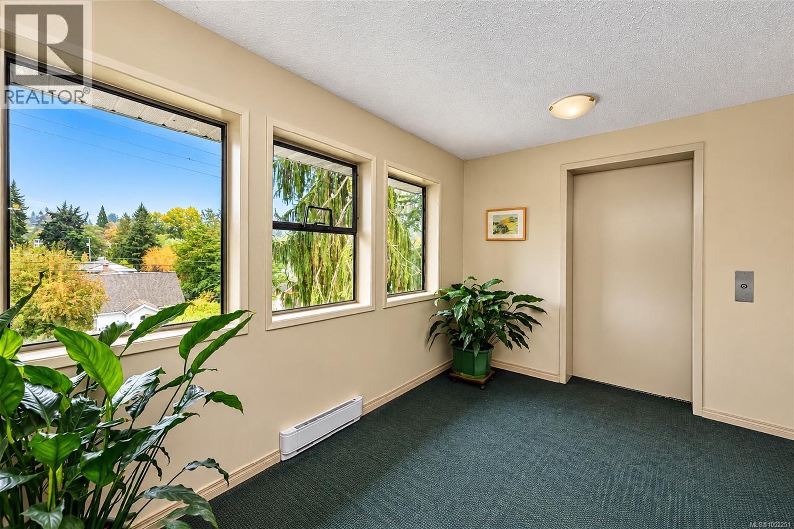 309 18 King George St Property Photo 40