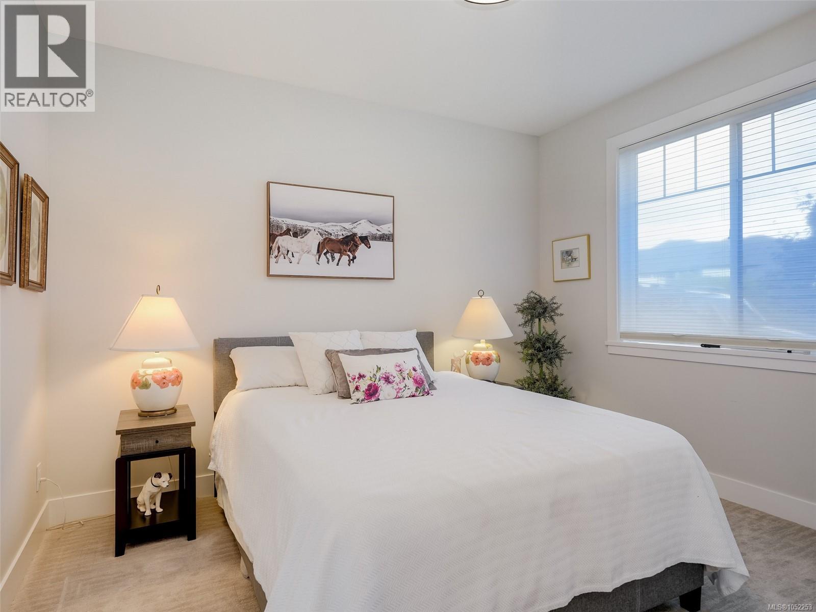 1307 Champions Crt Property Photo 12