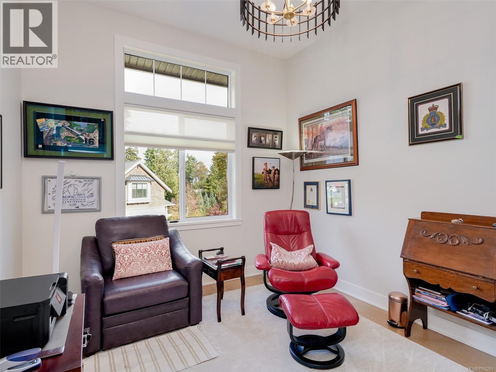 1307 Champions Crt Property Photo 16