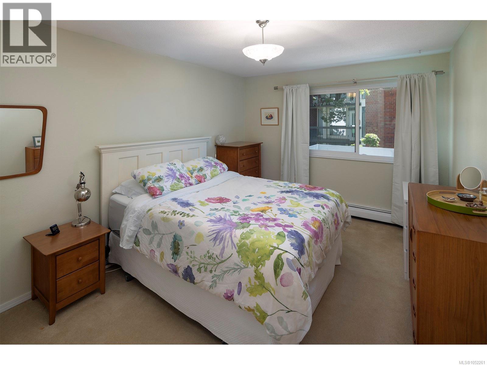 307 2095 Oak Bay Ave Property Photo 11