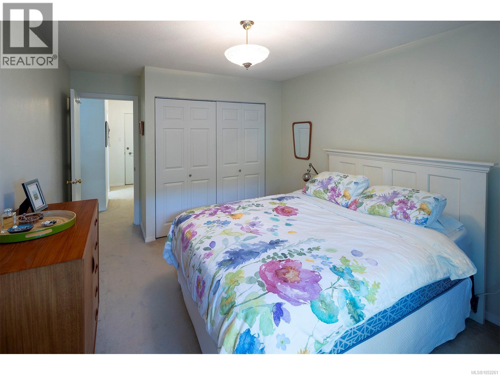 307 2095 Oak Bay Ave Property Photo 12