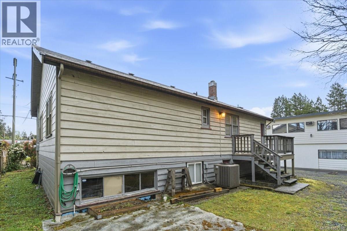 1605 Bowen Rd Property Photo 24