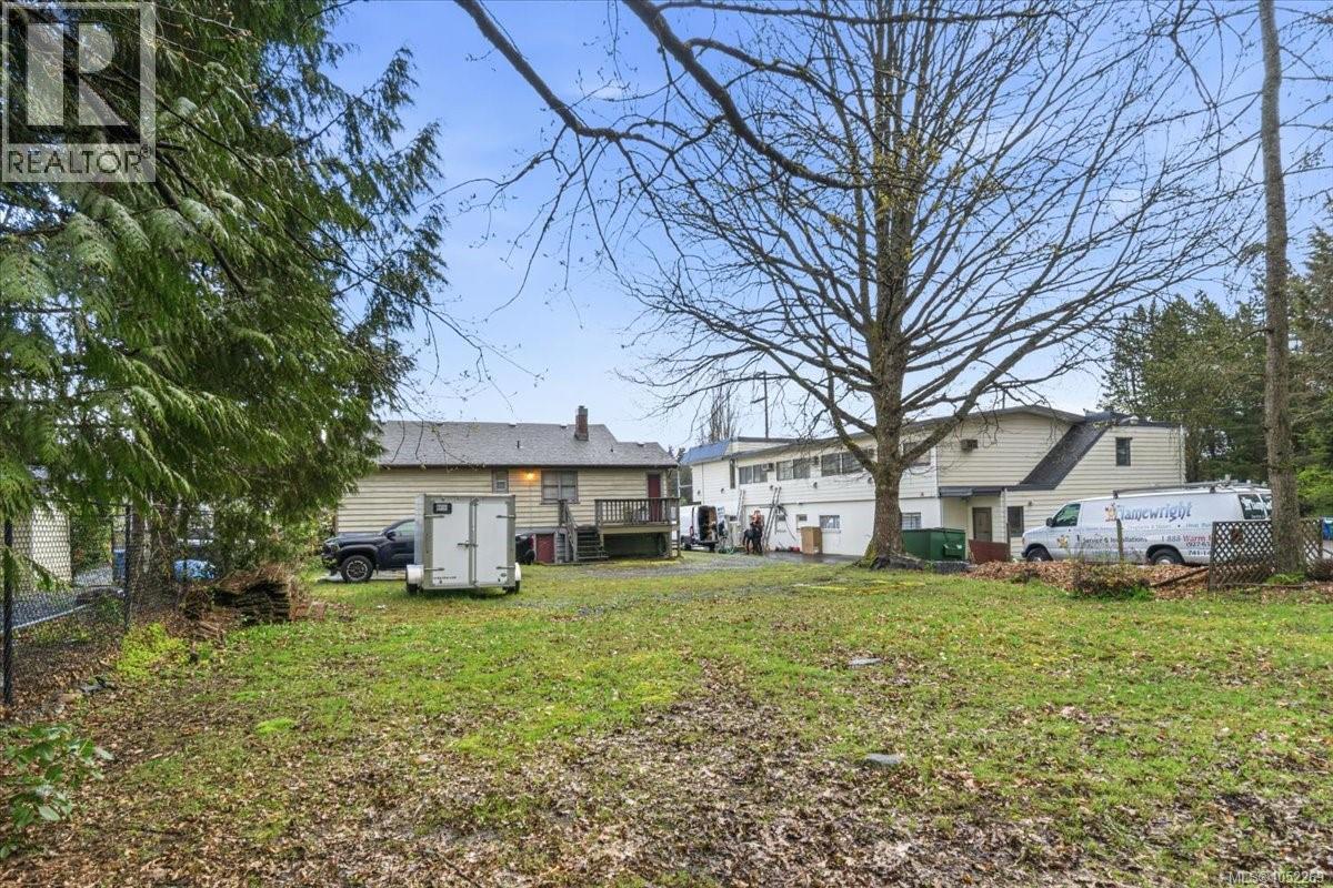 1605 Bowen Rd Property Photo 28