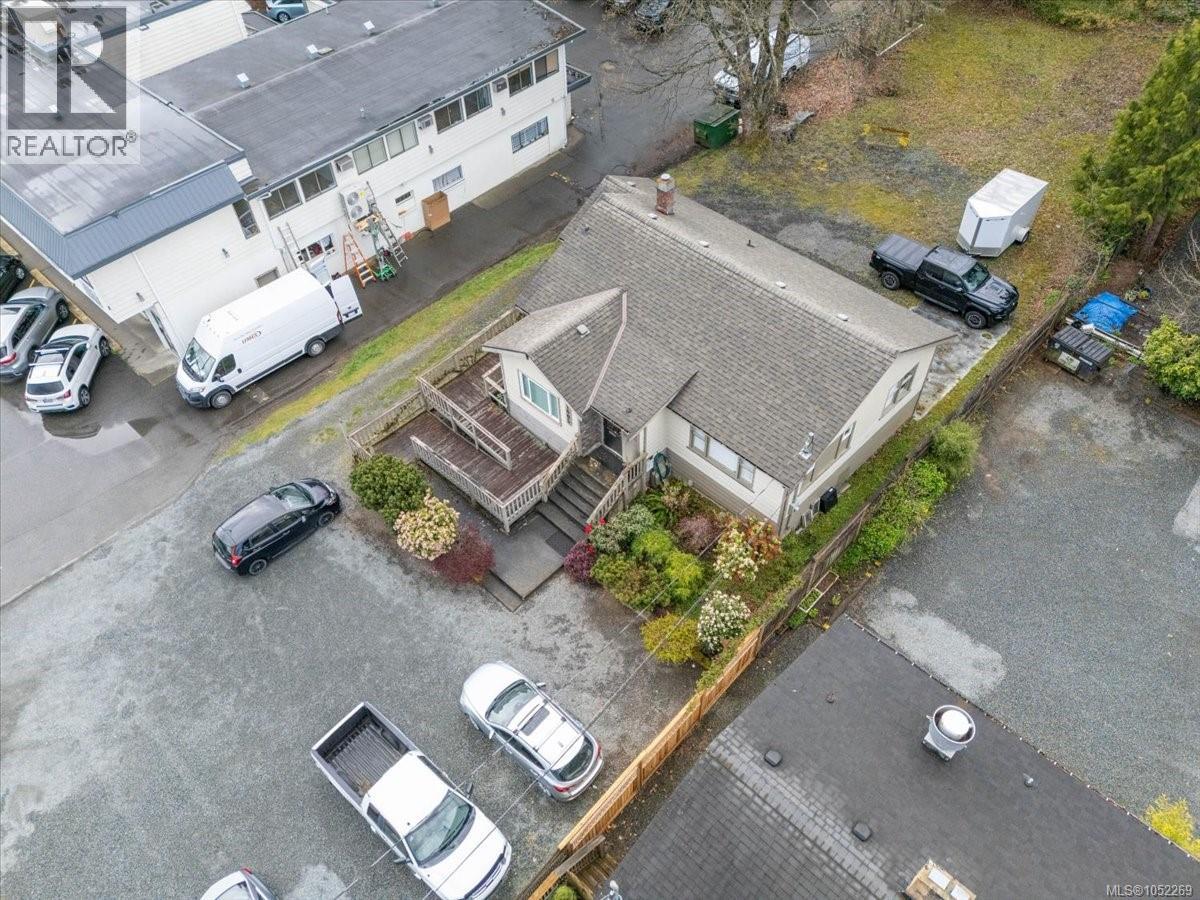 1605 Bowen Rd Property Photo 48