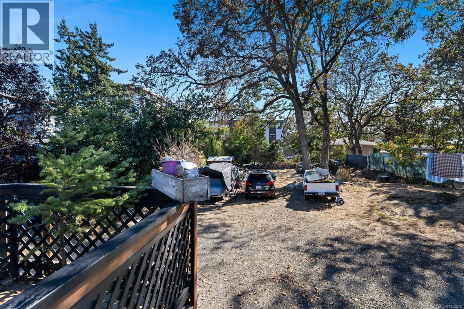 847 Old Esquimalt Rd Property Photo 33