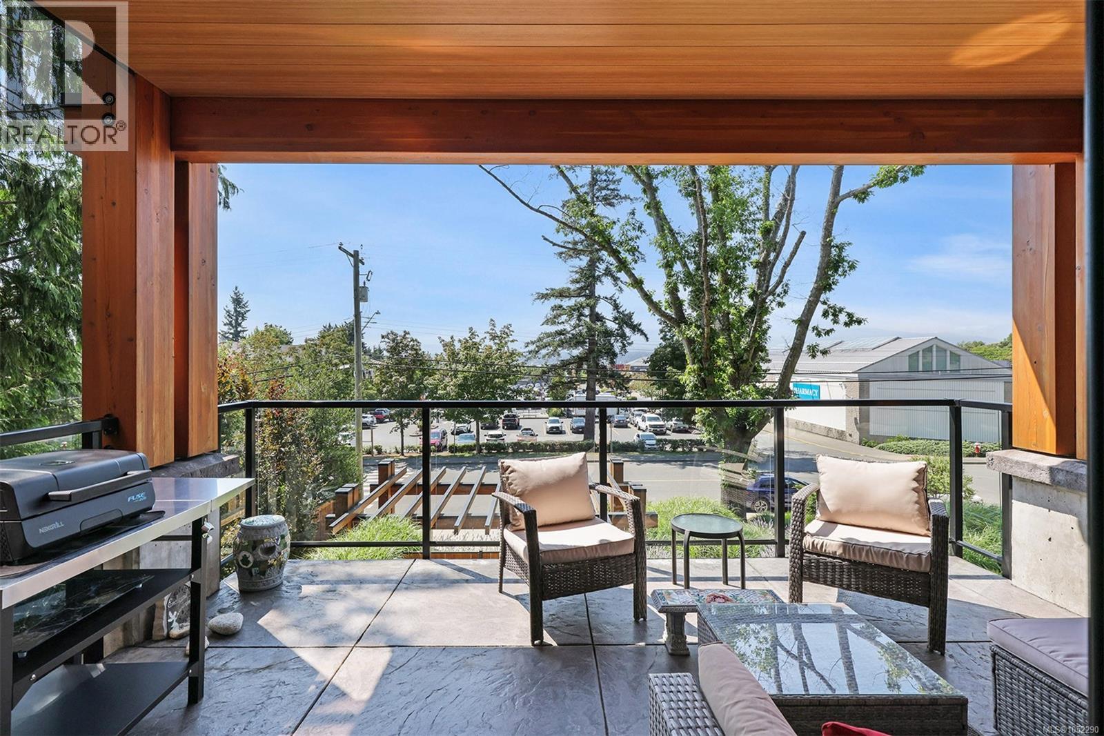 208 1700 Balmoral Ave Property Photo 10