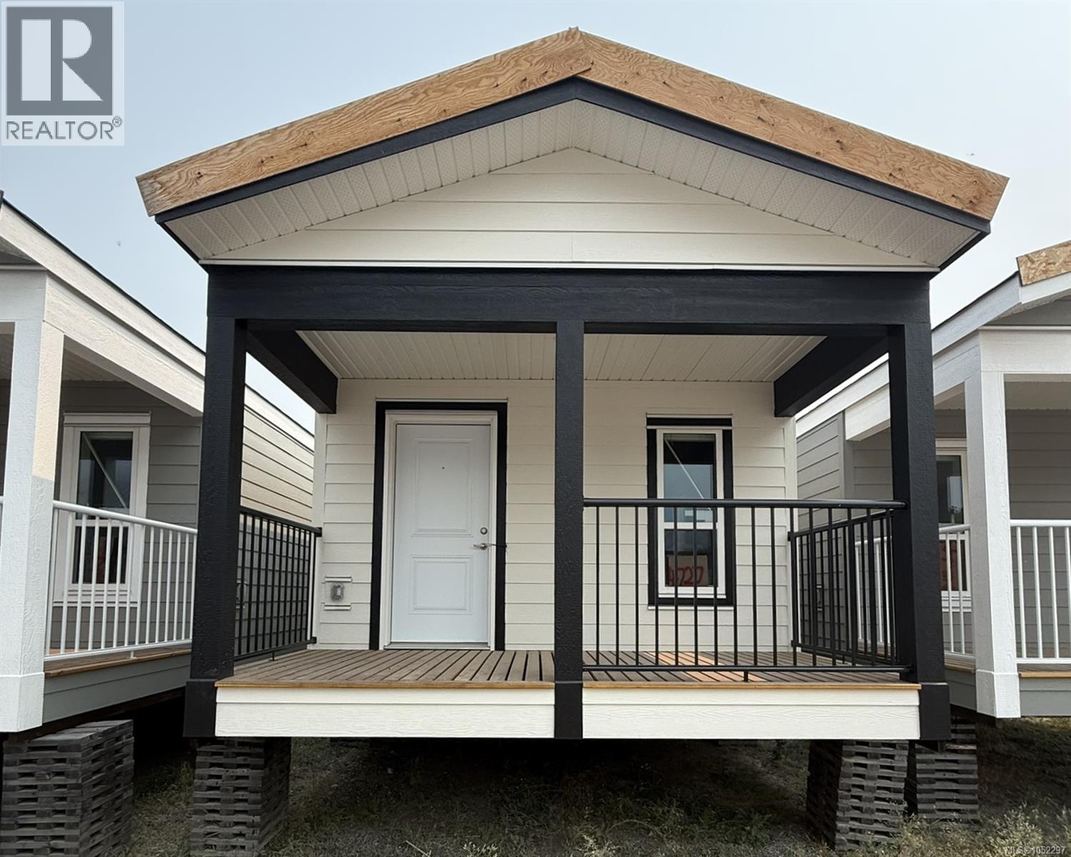 13 731 Marine Dr Property Photo 7