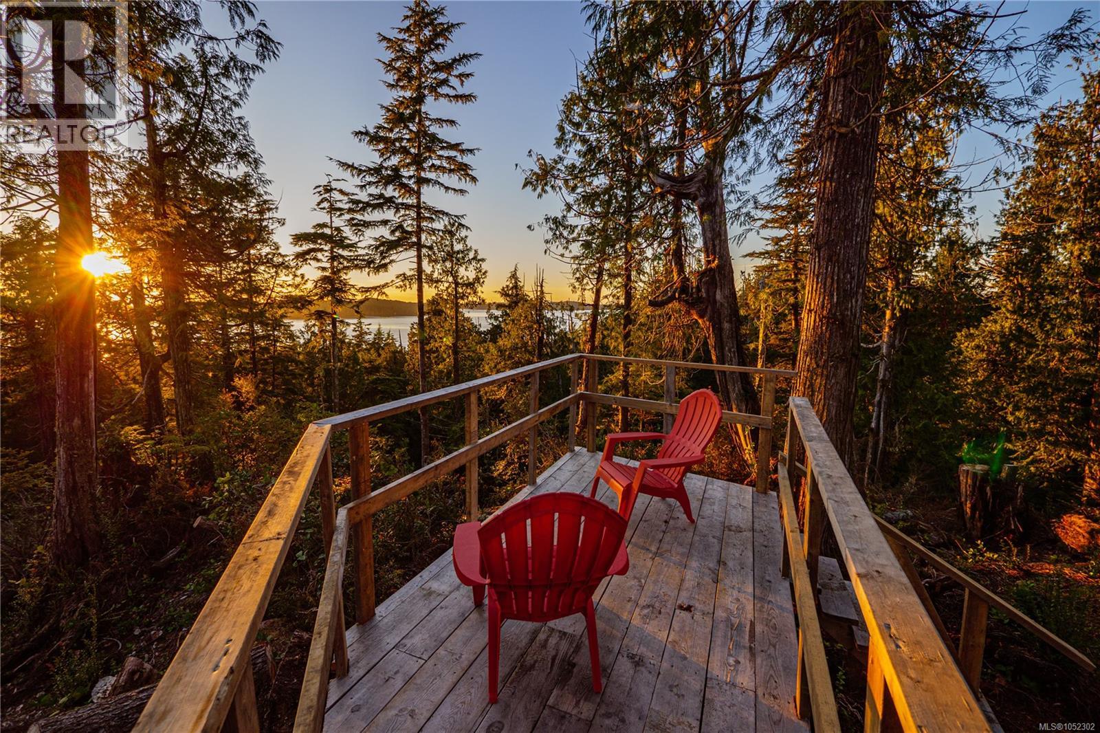 340 Tonquin Park Rd Property Photo 4