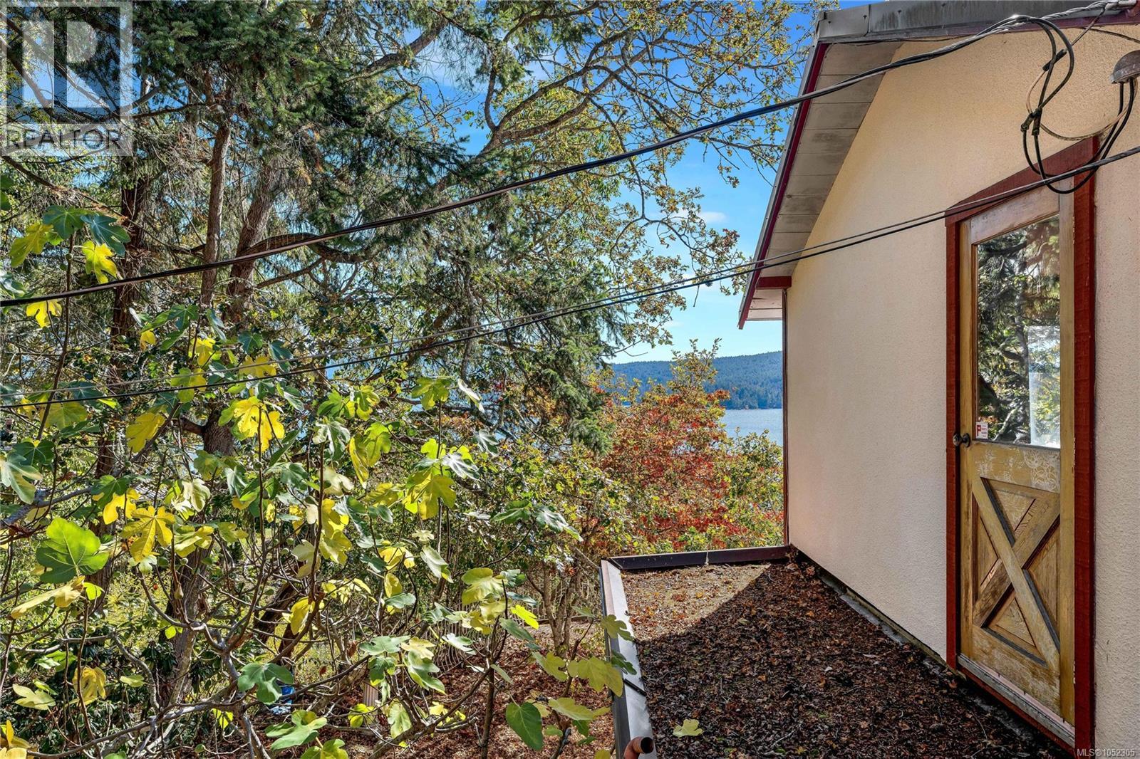 550 Arbutus Ave Property Photo 31