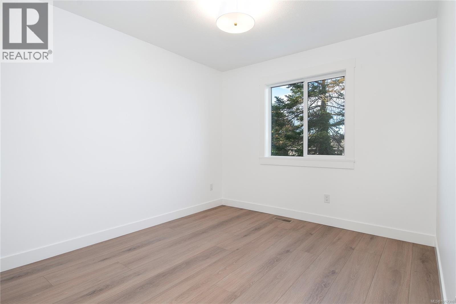 65 Barlow Rd Property Photo 26