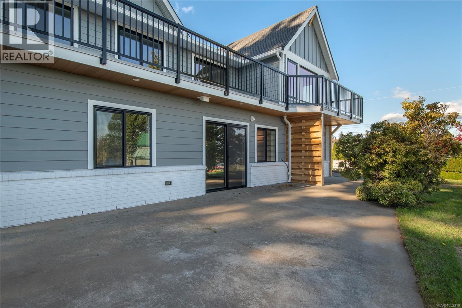 65 Barlow Rd Property Photo 65