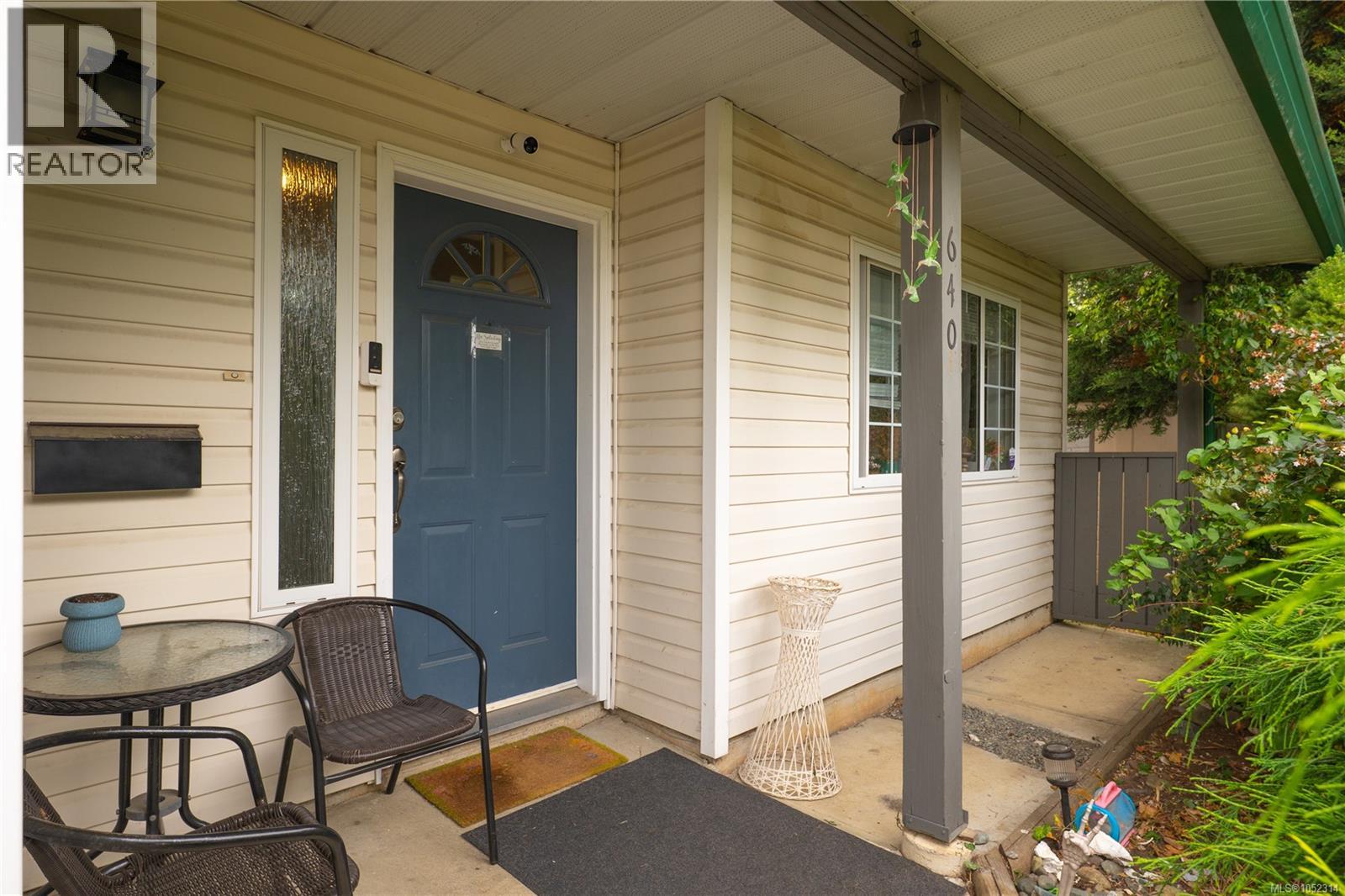 640 Railway Ave Property Photo 6