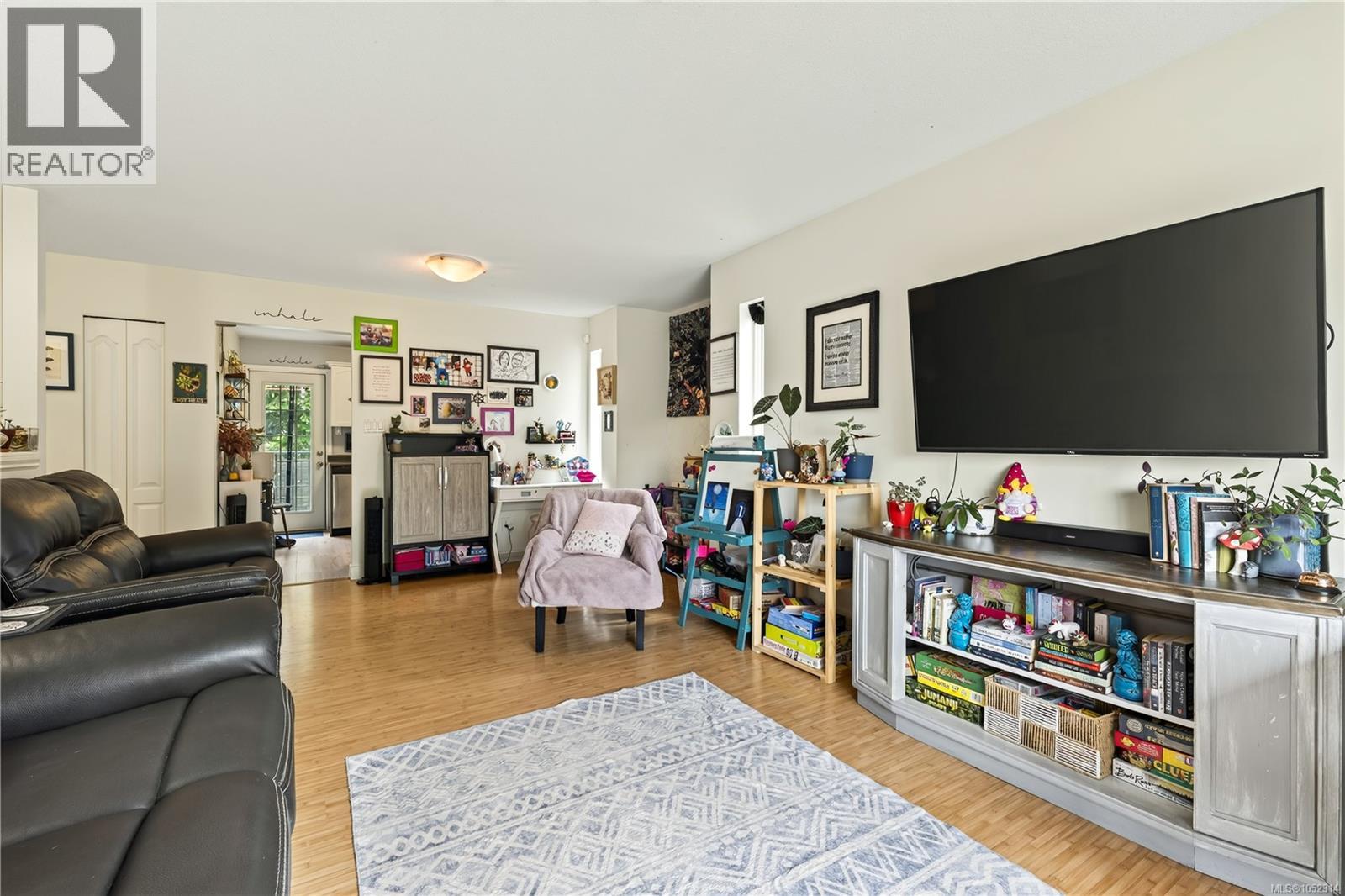 640 Railway Ave Property Photo 27
