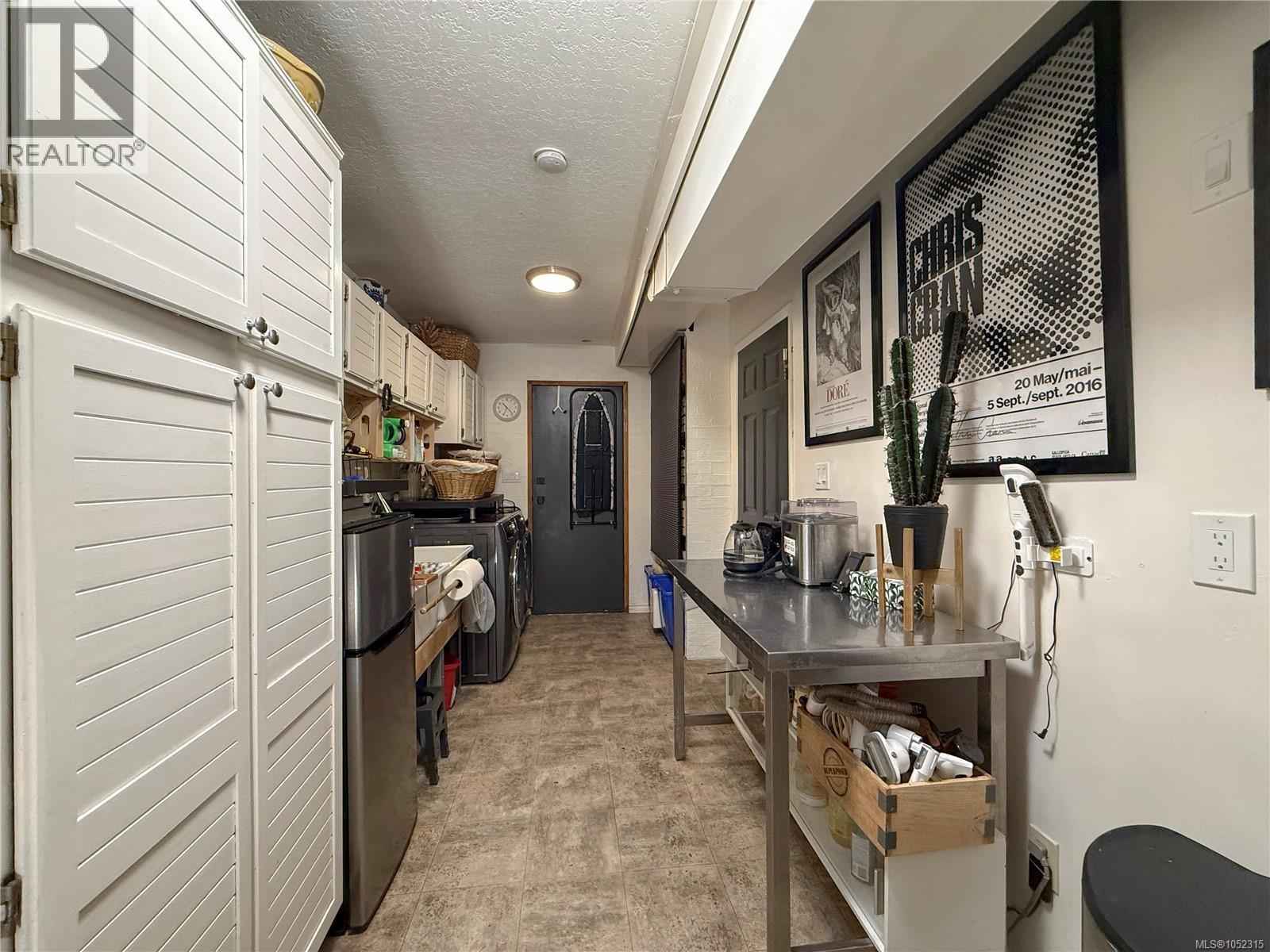 3836 Sutil Rd Property Photo 21