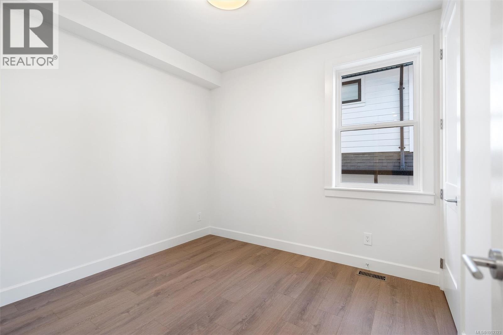 4 768 Lindsay St Property Photo 11
