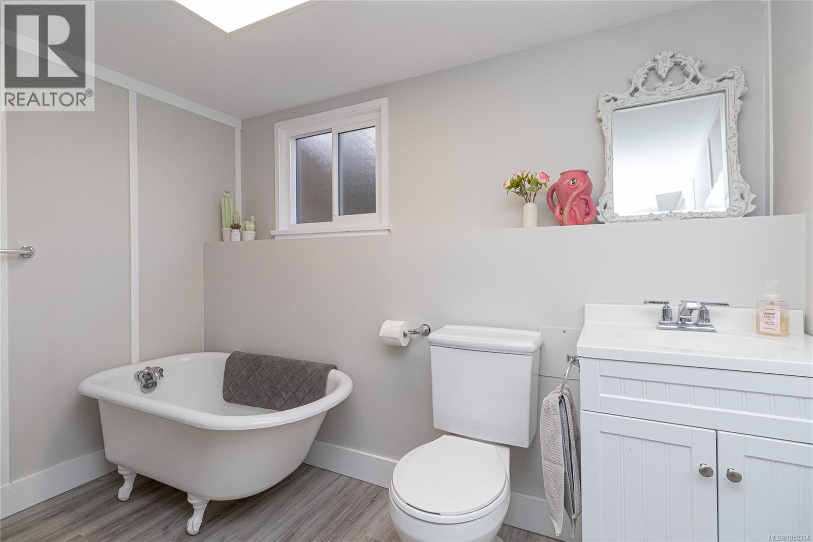 3721 Craigmillar Ave Property Photo 40