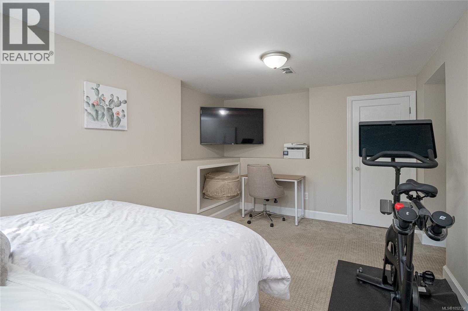 3721 Craigmillar Ave Property Photo 44