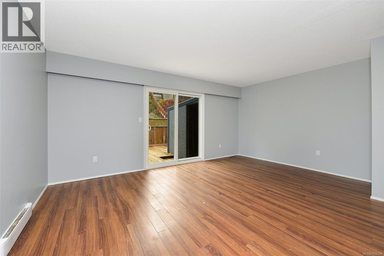 952 Glen Willow Pl Property Photo 13