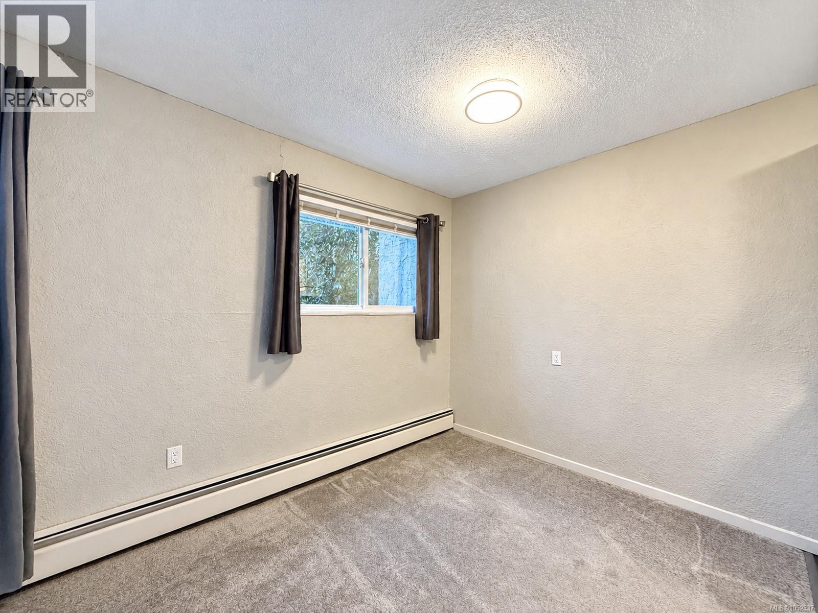 204 3040 Pine St Property Photo 8