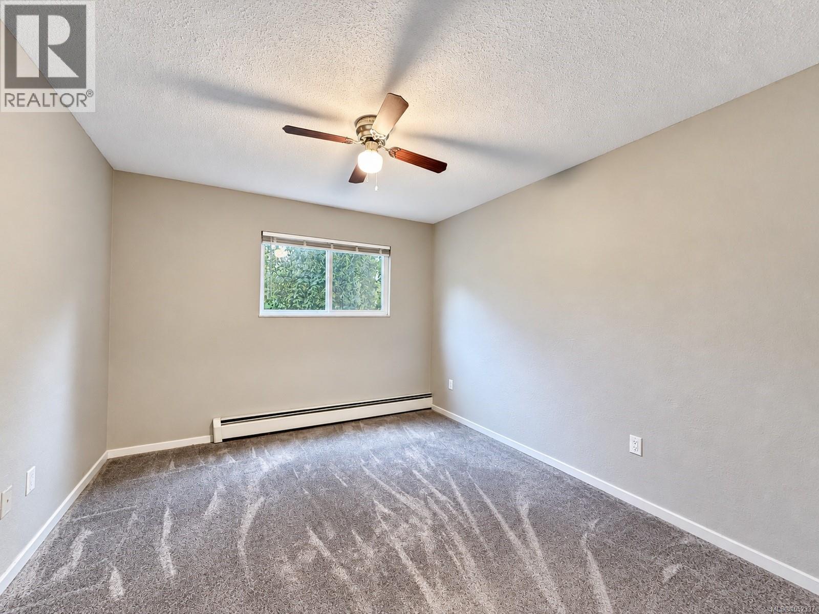 204 3040 Pine St Property Photo 12