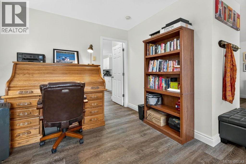 1286 Noel Ave Property Photo 15