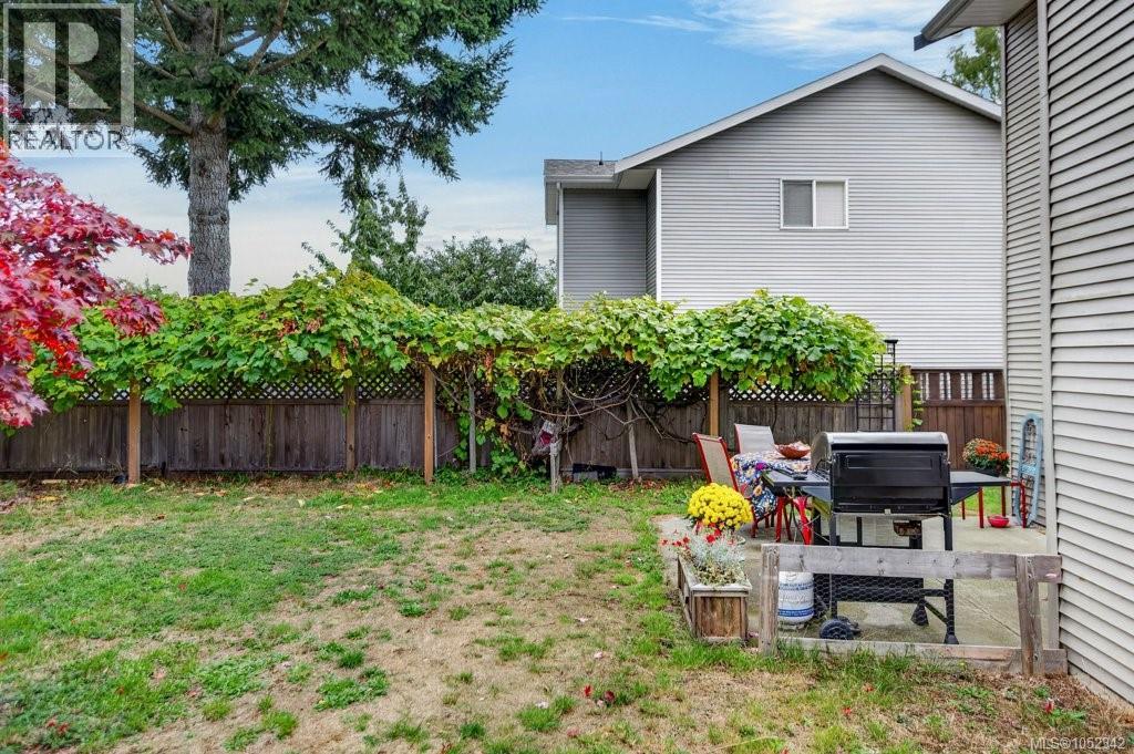 1286 Noel Ave Property Photo 47