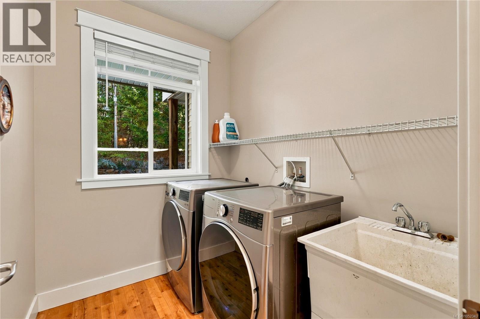 2995 Wild Rose Blvd Property Photo 13