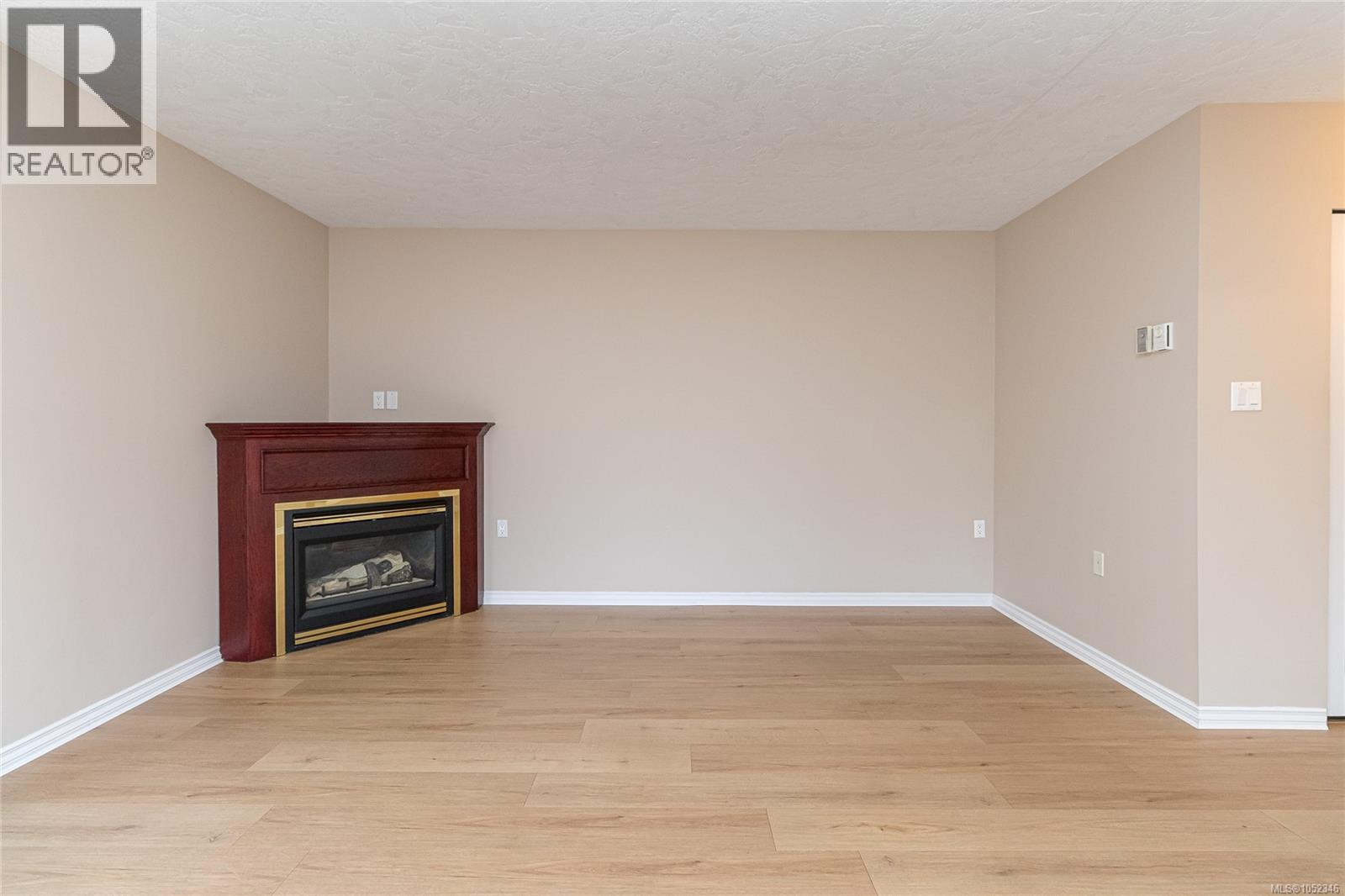63 2070 Amelia Ave Property Photo 12