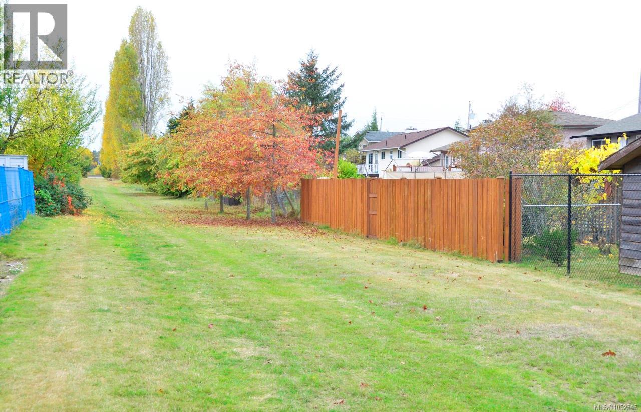63 2070 Amelia Ave Property Photo 37