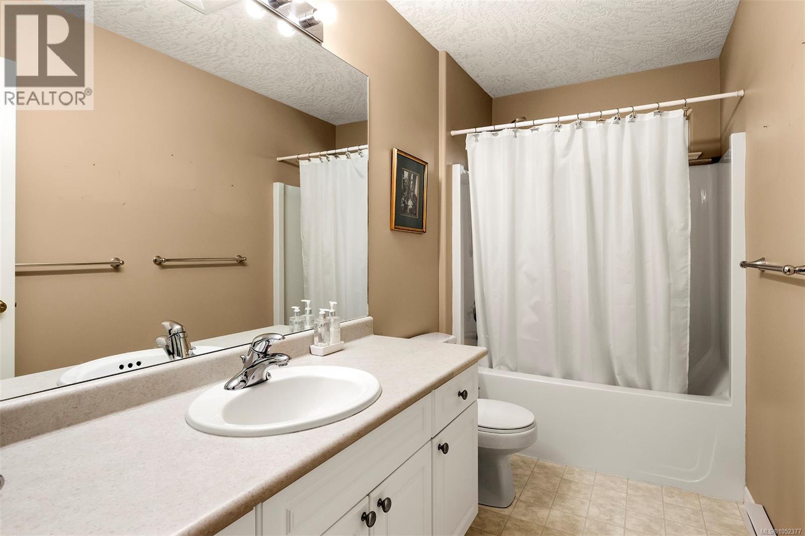 642 Olympic Dr Property Photo 21