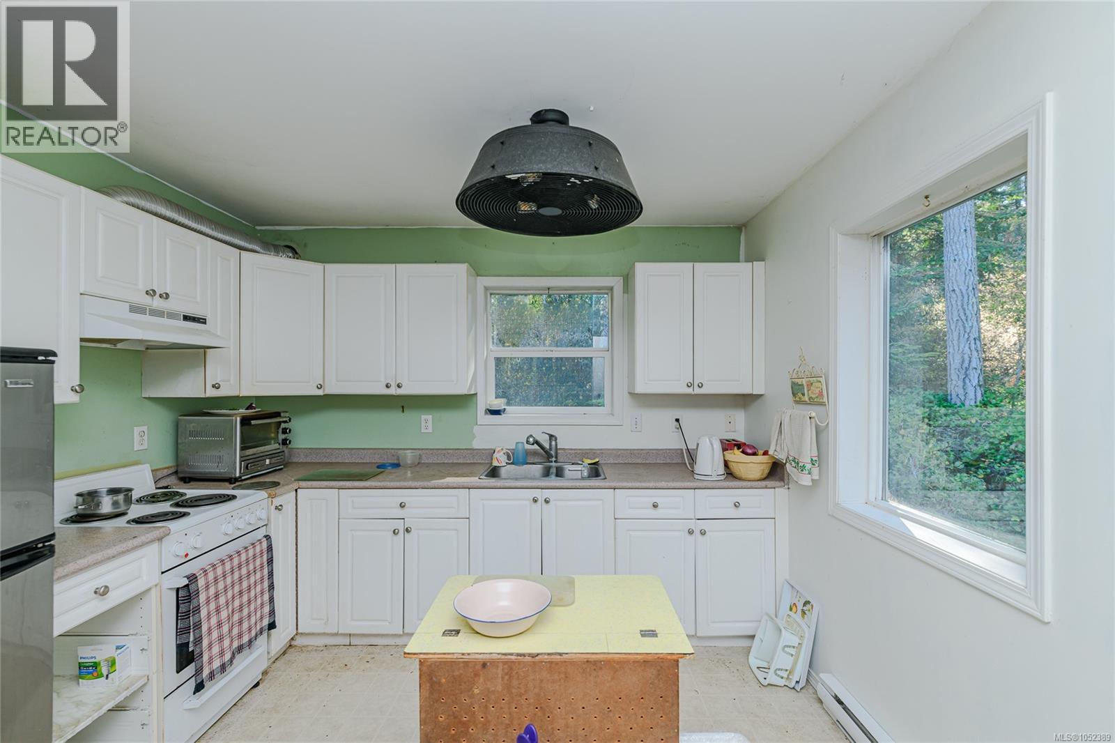 148 Meadow Dr Property Photo 4