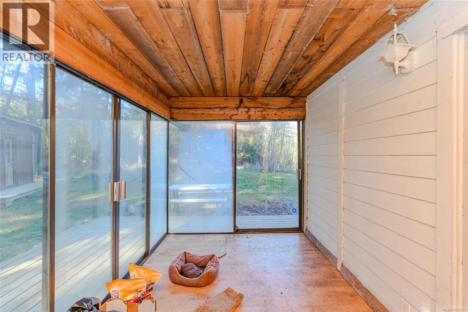 148 Meadow Dr Property Photo 8