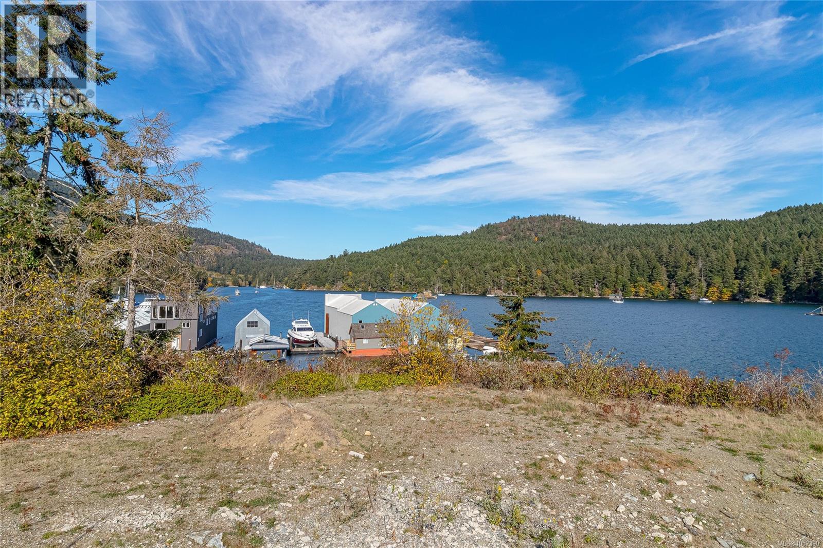 669 (lot A) Kerr Dr Property Photo 12