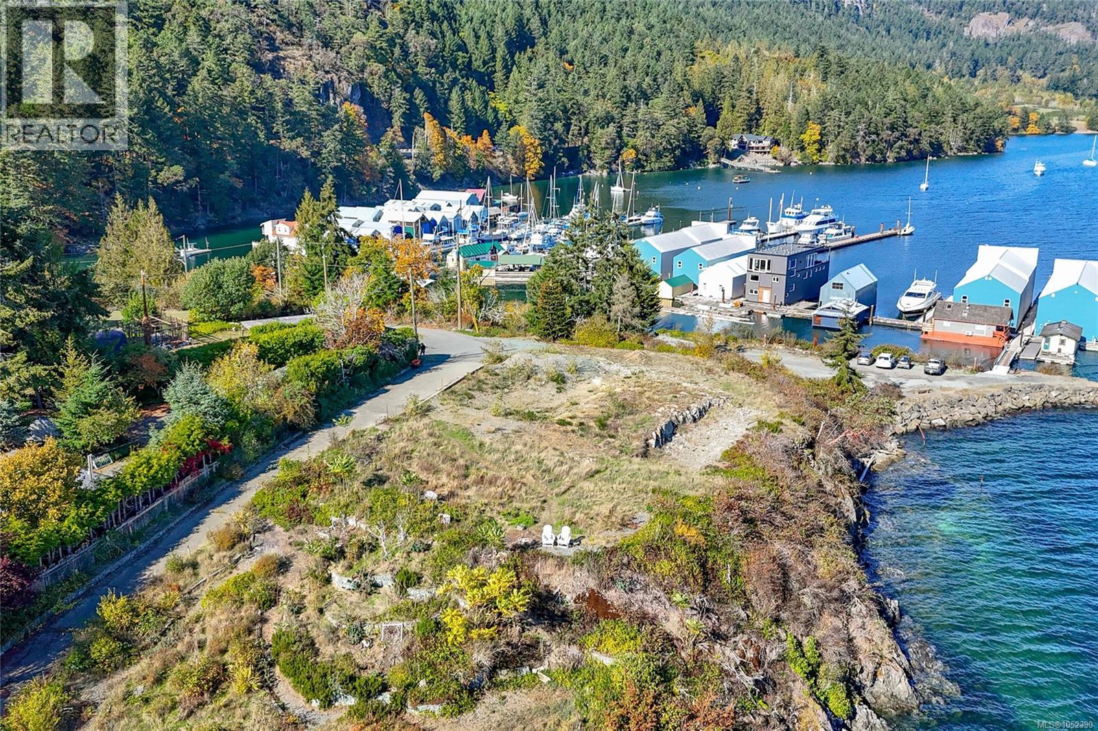669 (lot A) Kerr Dr Property Photo 15