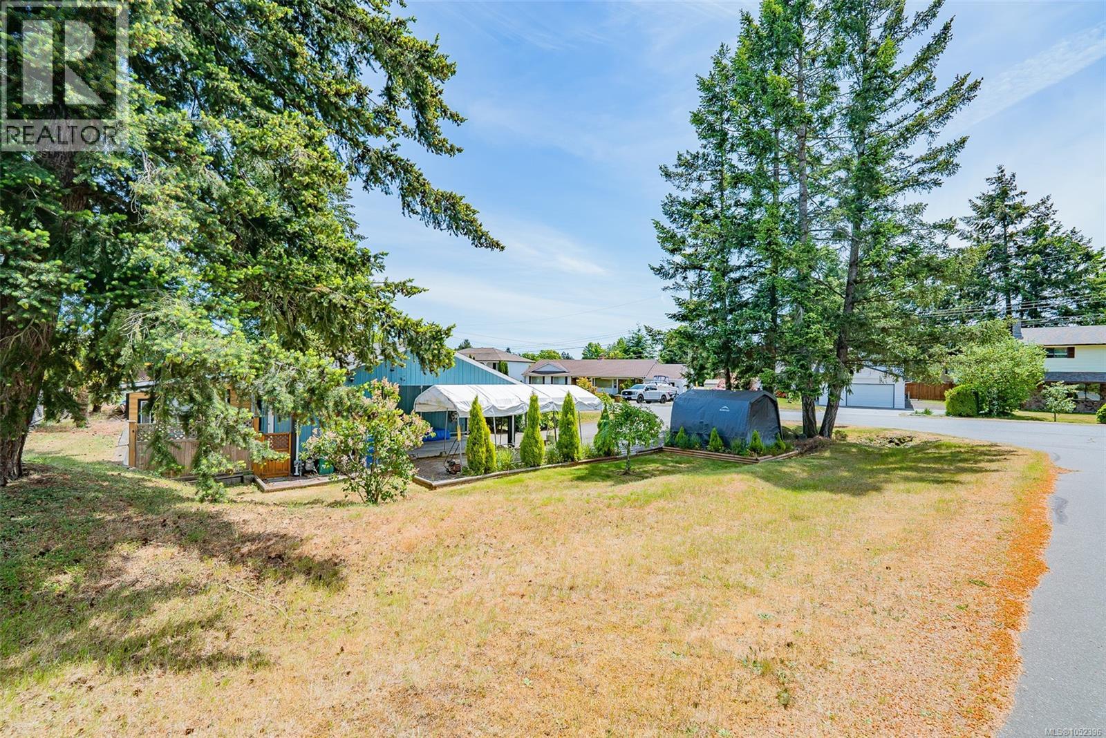 2446 Divot Dr Property Photo 25