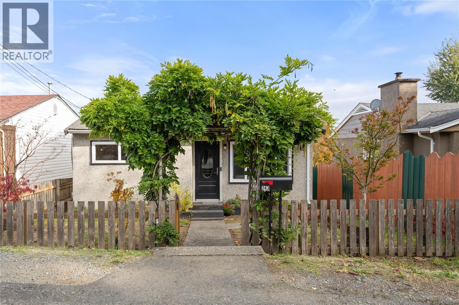 243 Princess St Property Photo 2