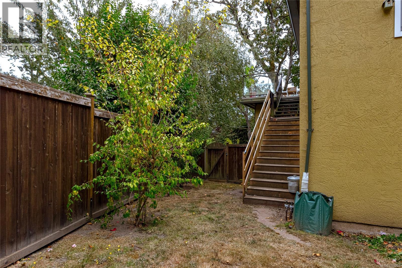 644 Fernhill Rd Property Photo 37
