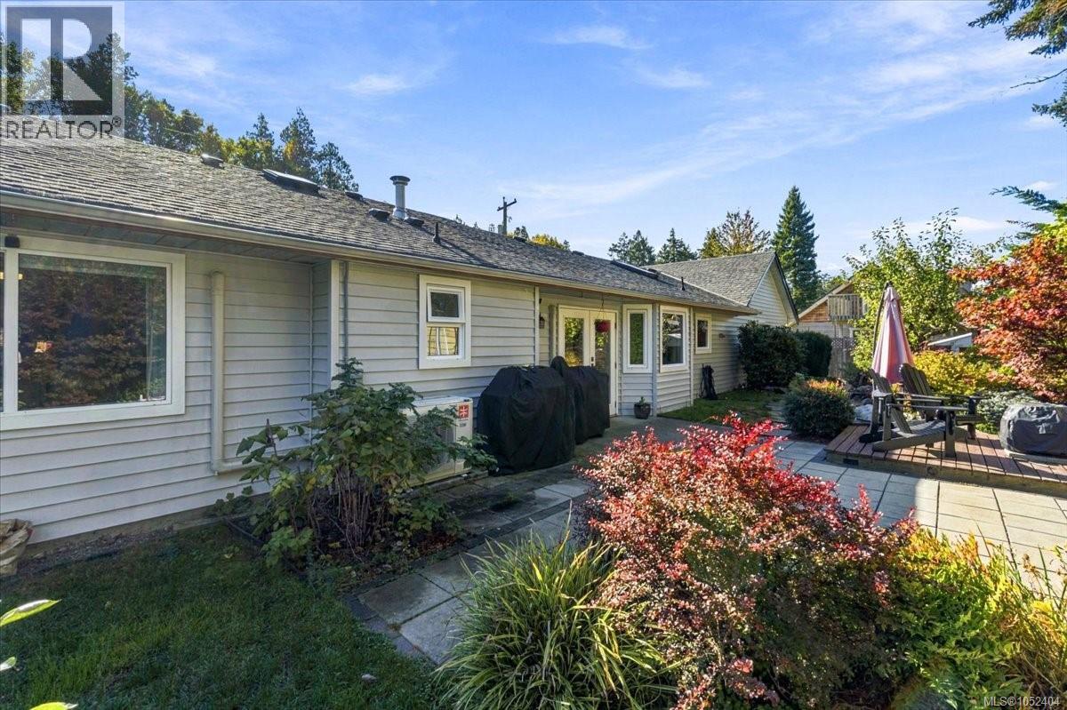 781 Sanderson Rd Property Photo 42